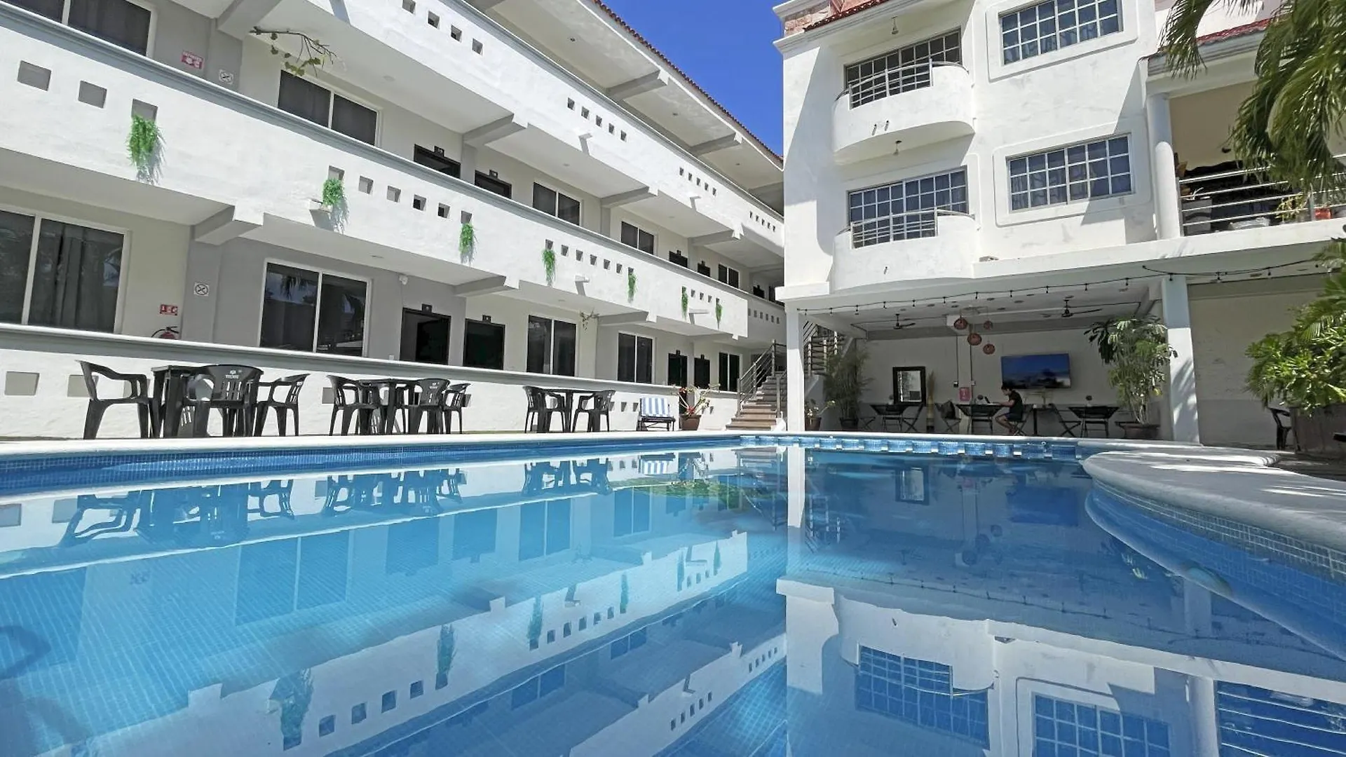 Hotel Balxiba contacts